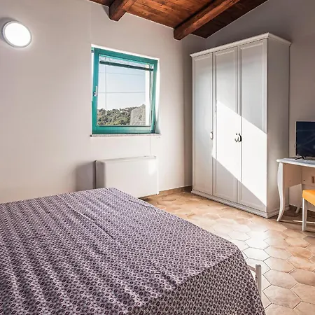3 Bedroom Awesome In  *