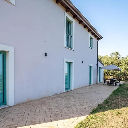 Casa vacanze 3 Bedroom Awesome Home In Perdifumo *