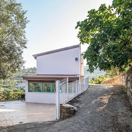 3 Bedroom Awesome In