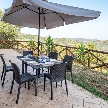 3 Bedroom Awesome In *